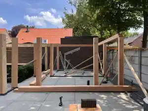 Tuinkamer Douglas en carport .jpg