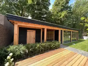 Tuinkamer Douglas en carport .jpg