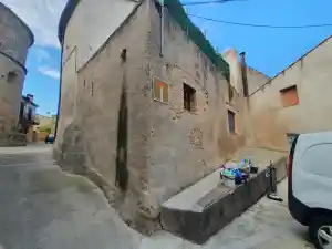 Interior / Exterior .jpg
