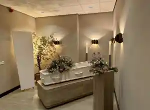 uitvaartverzorger_diemen_Paola_Cannito_Uitvaartzorg_5.jpg