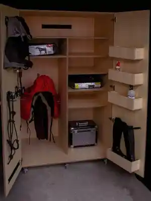 schreiner_burtenbach_TiKo_Holzmanufaktur_4.jpg