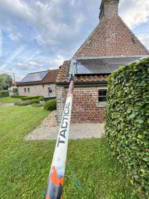 glazenwasser_gavere-baaigem_Icleanit_Ramenwasser_-_Zonnepanelen_reinigen_-_Glazenwasser_-_Ruitenwasser_2.jpg