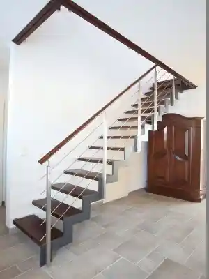 schreiner_br%C3%A4dikow_Fritz_Müller_Massivholztreppen_GmbH_&_Co._KG_3.jpg