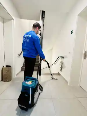 Onderhoud trappenhallen.jpg