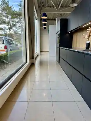 Schoonmaak showroom.jpg