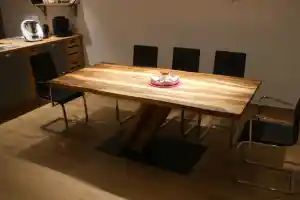 schreiner_engstingen-kohlstetten_Jörg_Freudemann_-_Erlebnis_Perfektion_in_Holz_Schreinerei_7.jpg