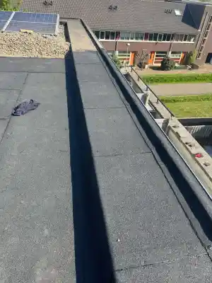 Perfect bitumendak, zelfs in de brandende zon! ☀️🔨.jpg
