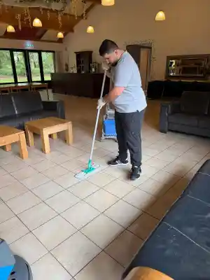 schoonmaakbedrijf_almere_FFA_diensten_B.V._6.jpg
