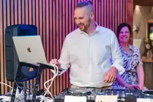 dj_sontra_Dj-Drehscheibe_Audiodreh_2.jpg
