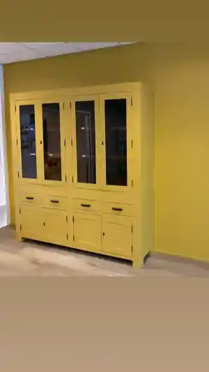 Prachtig ouwe kast van Bejaardenhuis.jpg