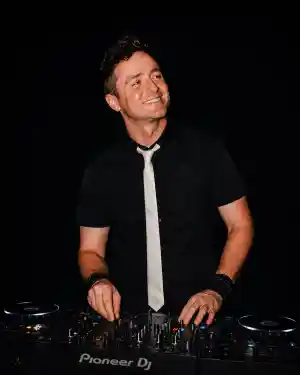 dj_homberg-ohm_DJ_Thorsten_Lange_-_Hochzeits-_und_Event-DJ_2.jpg