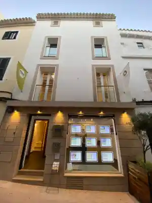 agencia-inmobiliaria_mao_Home_Menorca_-_Portal_Menorca_|_Inmobiliaria_|_Estate_Agents_|_Immobilier_Minorque_|_Mahón_2.jpg