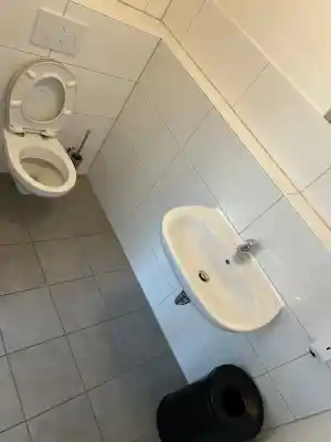 Grund- und Unterhaltsreinigung von Arztpraxen .jpg