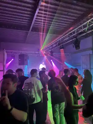 dj_hoegaarden-outgaarden_Stulens_light_&_sound__3.jpg