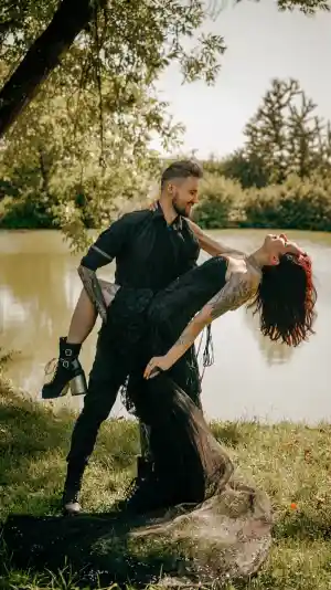 Gothic Wedding Style Shooting .jpg