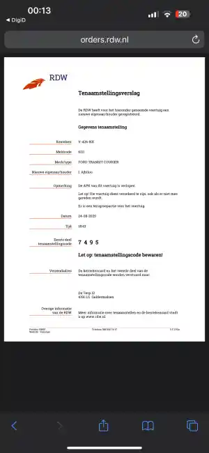 Veel te strak gelegde laminaat gecorrigeerd .jpg