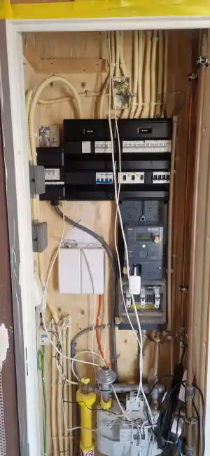 elektricien_luttelgeest_Ceb_service_7.jpg