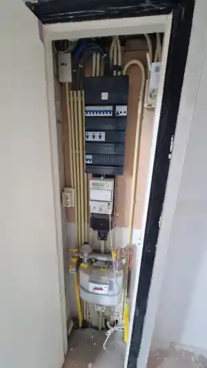 elektricien_luttelgeest_Ceb_service_5.jpg