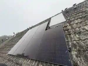 7 zonnepanelen geïnstalleerd voor energiebesparing.jpg