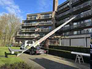 verhuisfirma_schoten_Home_Ladderlift_3.jpg