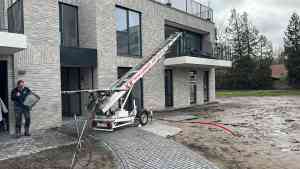 verhuisfirma_schoten_Home_Ladderlift_4.jpg