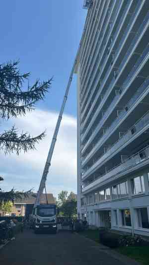 verhuisfirma_schoten_Home_Ladderlift_2.jpg
