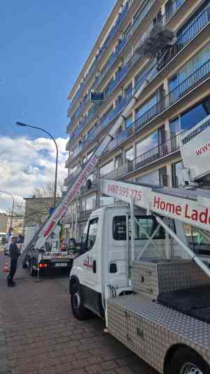 verhuisfirma_schoten_Home_Ladderlift_7.jpg