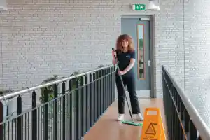 schoonmaakbedrijf_amersfoort_Promop_B.V._2.jpg