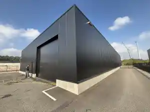Gevelreiniging Bedrijfshal Project in Dilsen-Stokkem.jpg