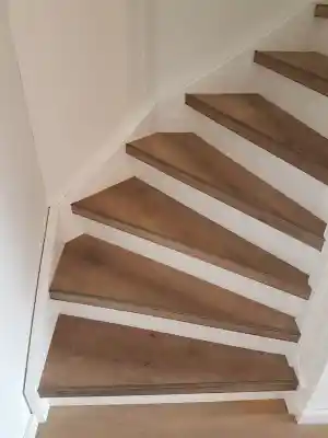 vloerlegger_gorredijk_Brand_New_Floor_2.jpg