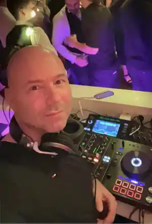 moveyourfeet.nu .jpg