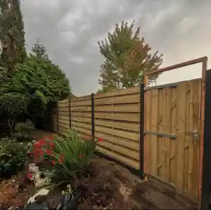 Schutting hout + beton .jpg