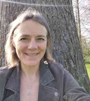 drs. Dineke Vermet, beëdigd vertaler Frans.jpg