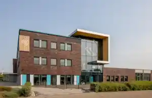 kozijnen_wouw_Alunova_B.V._7.jpg