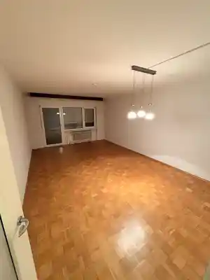 Haushaltsauflösung 4-Zimmer Wohnung mit ca 100m².jpg