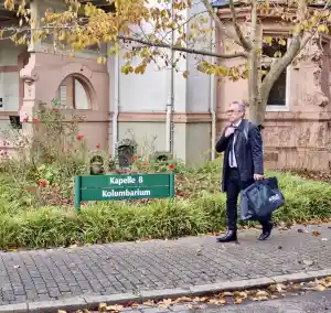 freie-redner_hamburg-uhlenhorst_Ewige_Worte_-_Trauerreden_mit_Herz_2.jpg