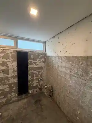 Badkamer verwijderd.jpg
