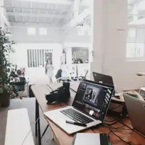 WebYours - Marketing bureau .jpg