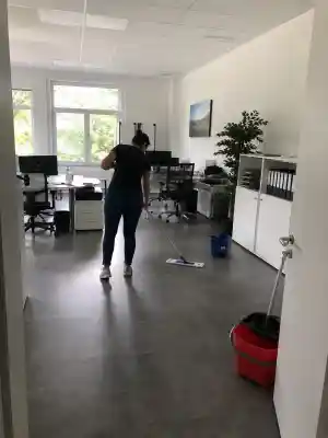 Büroreinigung - Monatlich.jpg