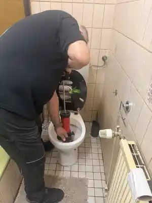 reinigungsfirma_schmelz_whhr-pro_Rohr_und_Abflussreinigung_5.jpg