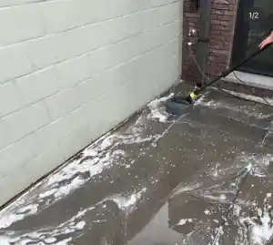 Vloeronderhoud tuin .jpg