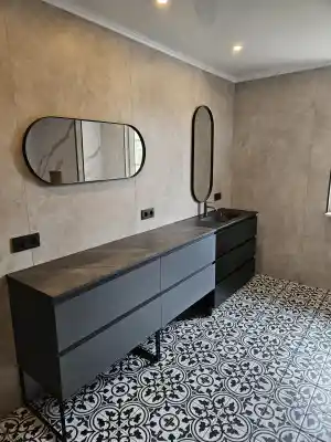 badkamer-renovatie_lommel_BV_E_Roosens_4.jpg