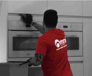 glazenwasser_lennik-gaasbeek_Omni-Clean_5.jpg