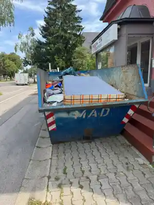 🚛 Wir haben den Platz – und den passenden Container dazu!.jpg