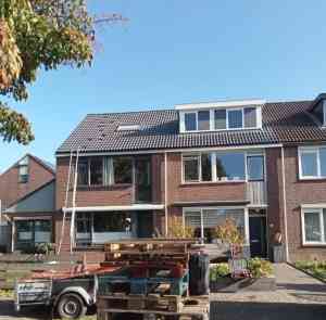 2 woningen voorzien van compleet nieuwe pannendak.jpg