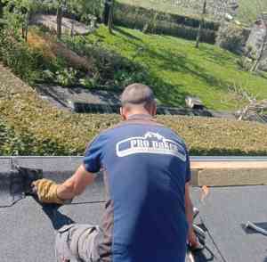 Nieuwe 2 laags bitumen aangebracht.jpg