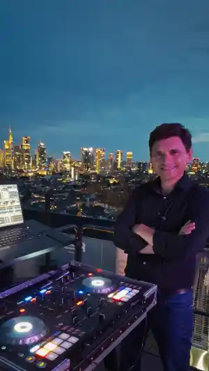 Event Radio Frankfurt - Sky Line Studios.jpg