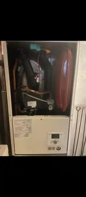 Wartung an einer Brötje WGB.jpg