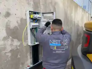 electricista_fuenlabrada_Neositec_Instalaciones_S.L._4.jpg