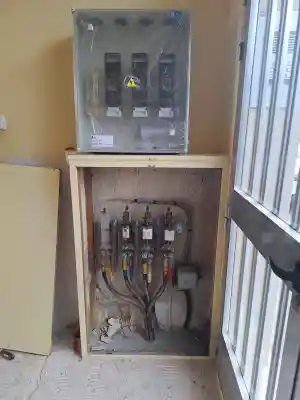 RENOVACION DE INSTALACIONES ELECTRICAS DE ENLACE EN EDIFICIO DE VIVIEN.jpg